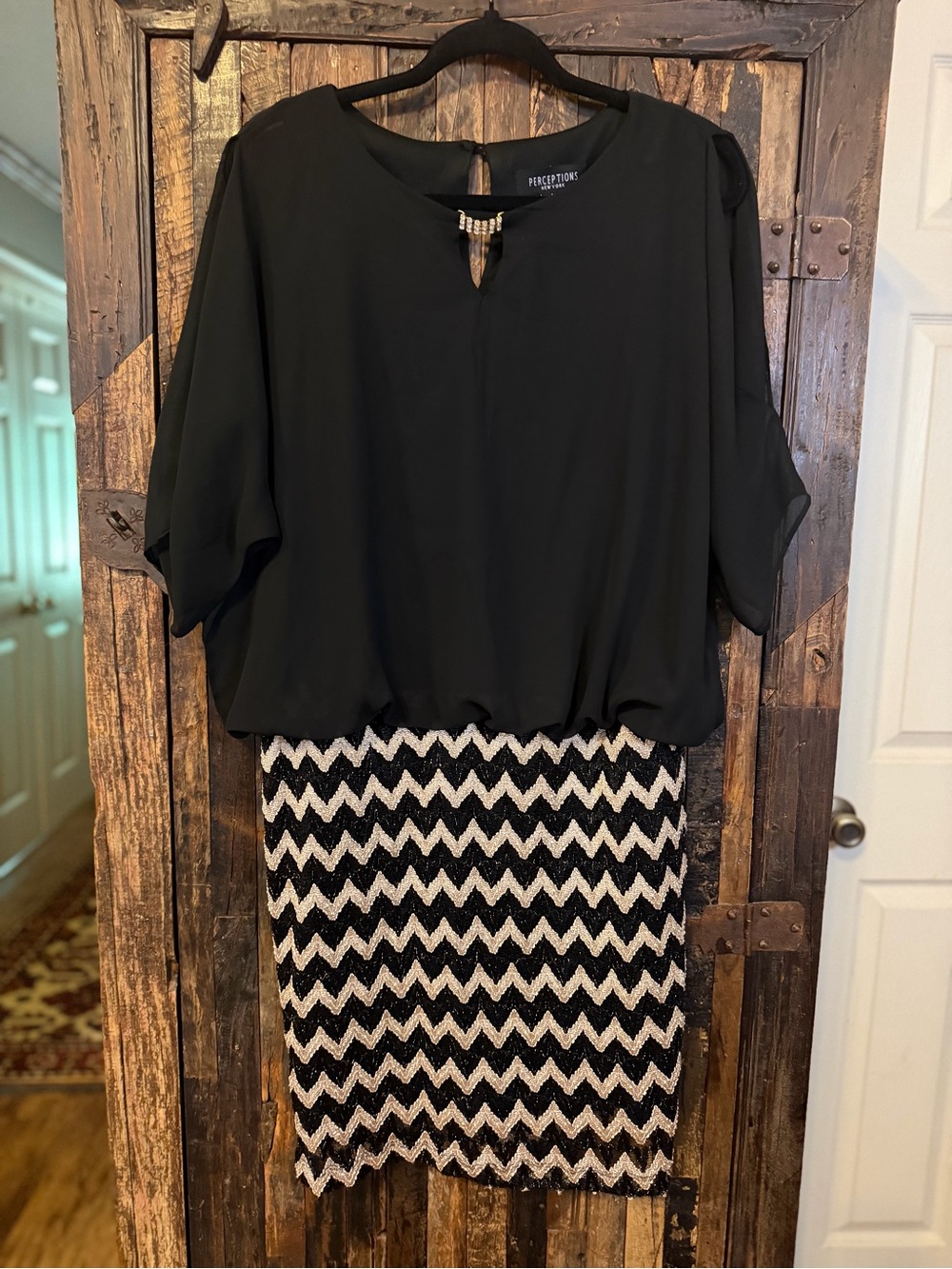 Perceptions New York Dress 10 Black Gold Chevron Sequin Cocktail cruise
